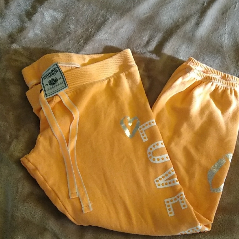 Capri sweats